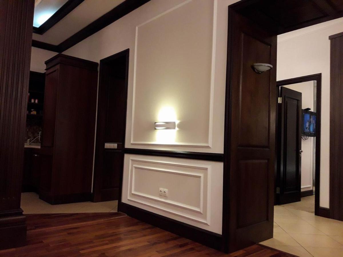 Vip Apartment. Kreshatik, Maidan Nezavisimosti. Киев Екстериор снимка