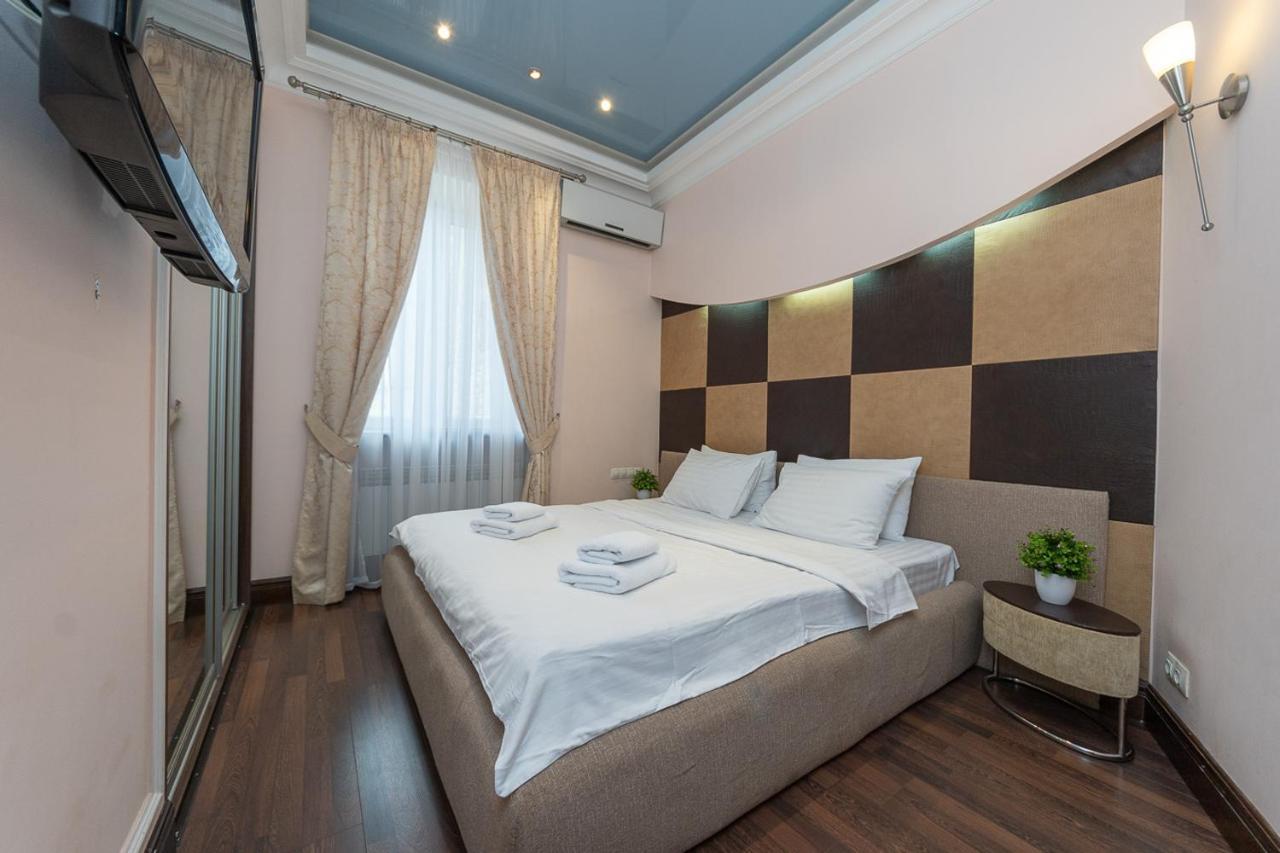 Vip Apartment. Kreshatik, Maidan Nezavisimosti. Киев Екстериор снимка