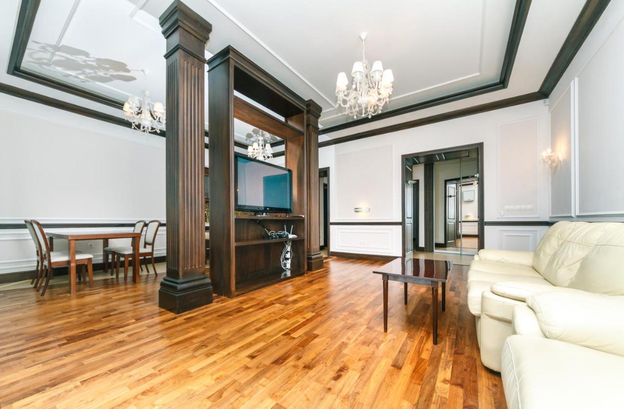 Vip Apartment. Kreshatik, Maidan Nezavisimosti. Киев Екстериор снимка
