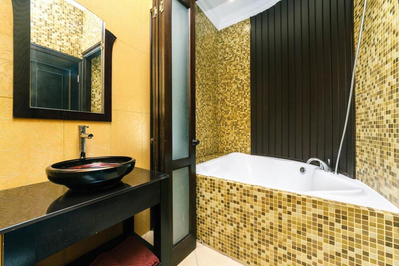 Vip Apartment. Kreshatik, Maidan Nezavisimosti. Киев Екстериор снимка
